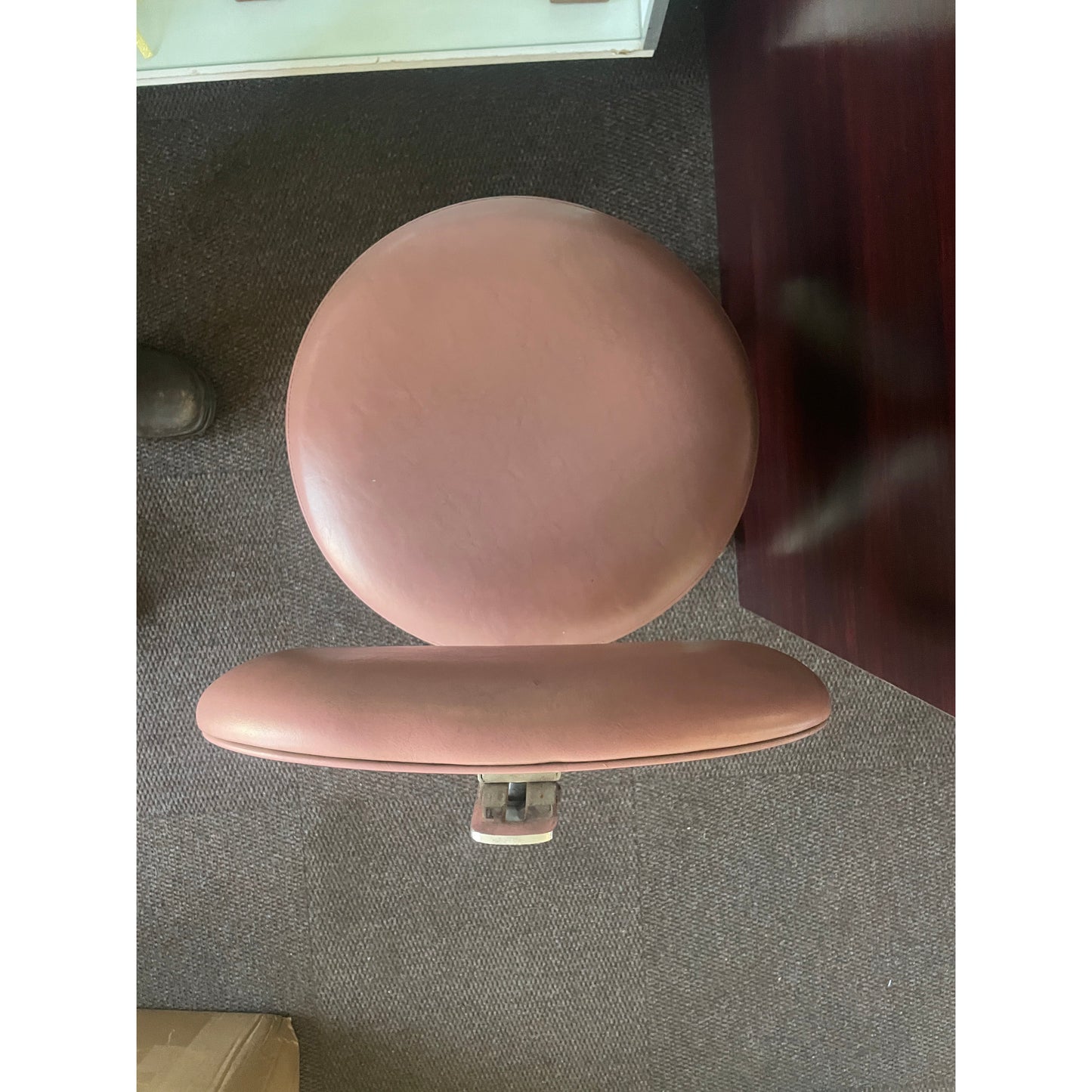 Dr Stool Salmon Pink